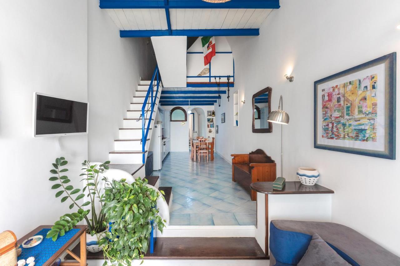 Casa Sottorar - Loft Open Space In Corricella Procida Kültér fotó