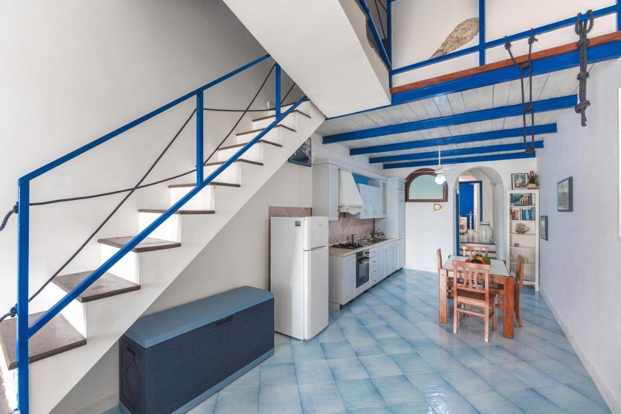 Casa Sottorar - Loft Open Space In Corricella Procida Kültér fotó