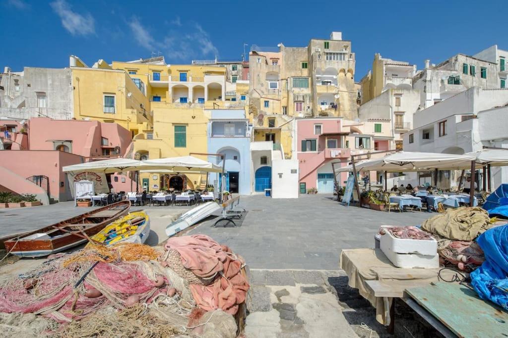 Casa Sottorar - Loft Open Space In Corricella Procida Kültér fotó